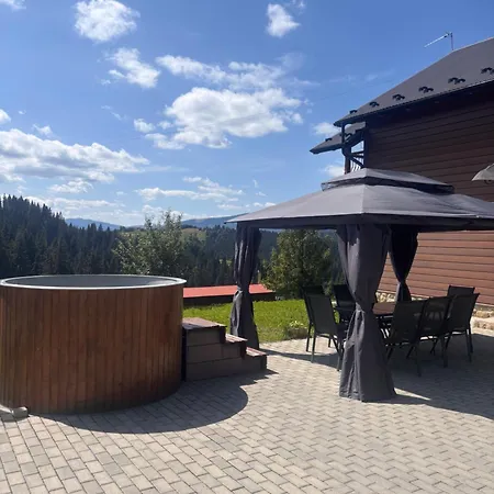 Chalet в обіймах карпат