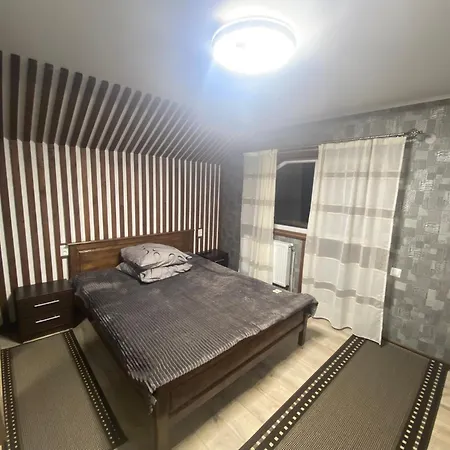 Chalet в обіймах карпат Yablunytsya